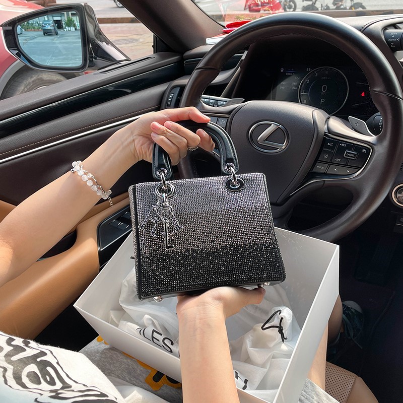 Interior Design High End - حقيبة يد نسائية متدرجة عالية الجودة